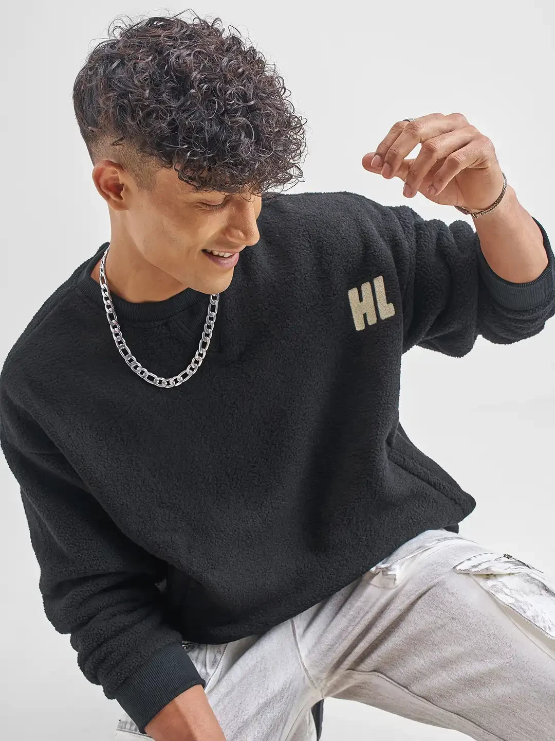 HIGHLANDER Round Neck Drop Shoulder Over Sized Sweatshirt